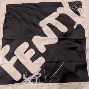 ✨Fenty beauty + skin bandana scarf NEW!✨